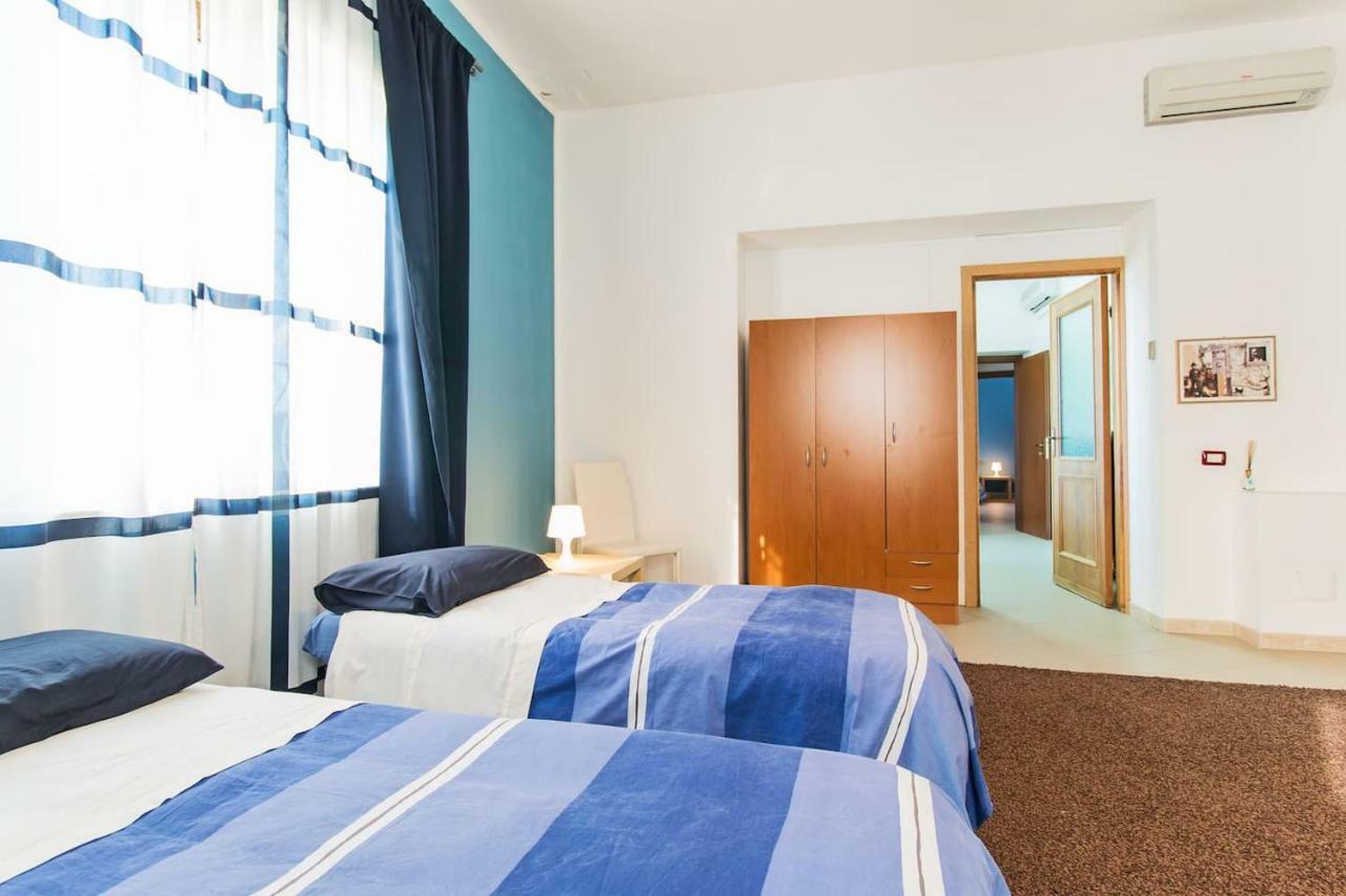 Mary House Apartamento Nuoro  Exterior foto